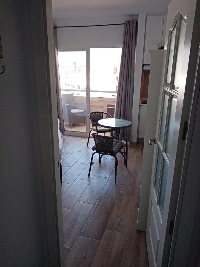Estudio Puerto Deportivo Playa Apartment